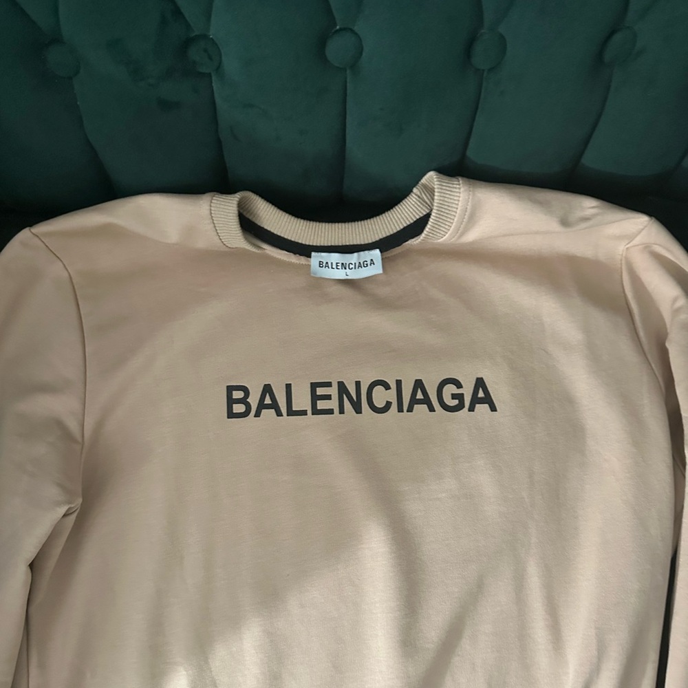 Balenciaga (Men Long Sleeve T-Shirt)